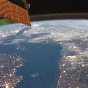 NASA Johnson: „The City Lights of Northern Europe“. Fotografie der Internationalen Raumstation