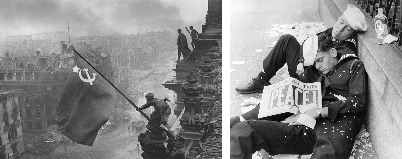 Zwei Fotos: links: zwei schlafende Männer in Matrosenanzügen auf der Straße mit einer Zeitung mit der Schlagzeile Peace; rechts: Ein Mann hisst eine Fahne mit Hammer und Sichel auf einem Gebäude