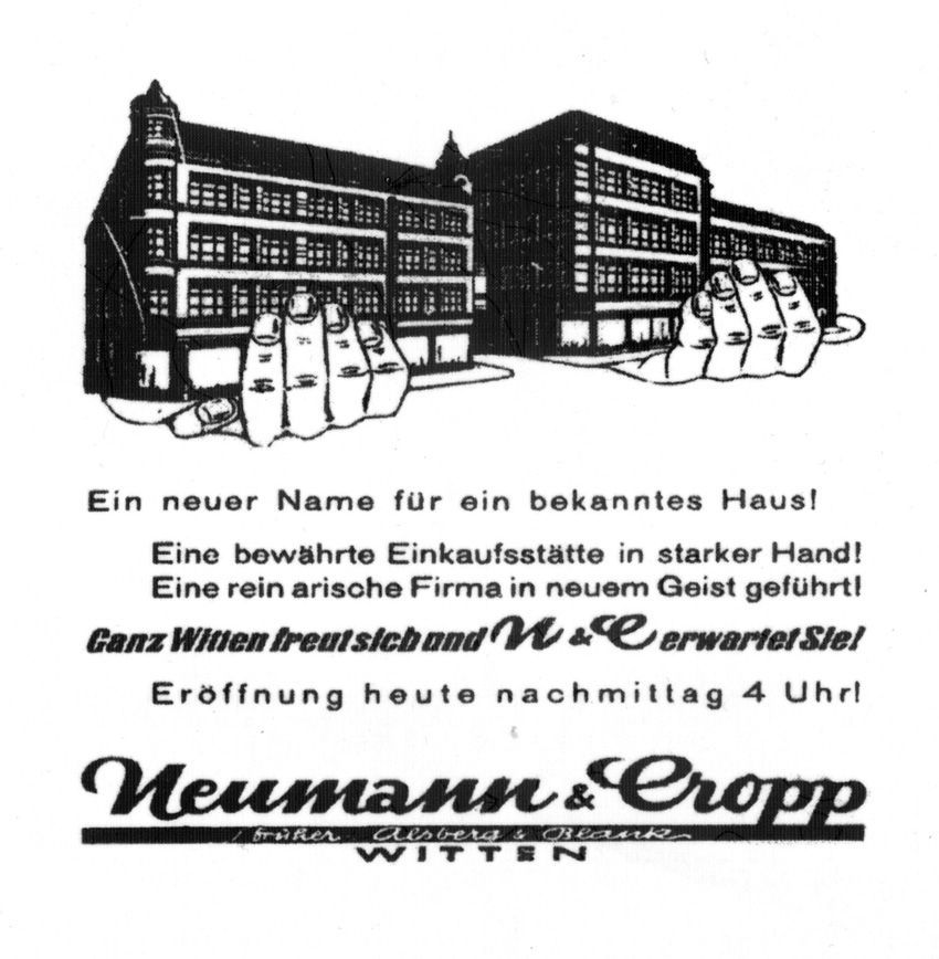 Zeichnung eines Häußerkomplex, welches von zwei Händen getragen wird. Darunter der Text zur "Neueröffnung einer rein arischen Firma heute Nachmittag"