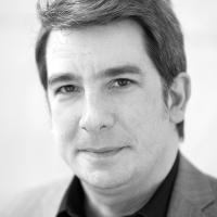 Schwarz Weiß Bild eines Mannes